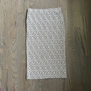 Zara skirt (navy & white) - size S